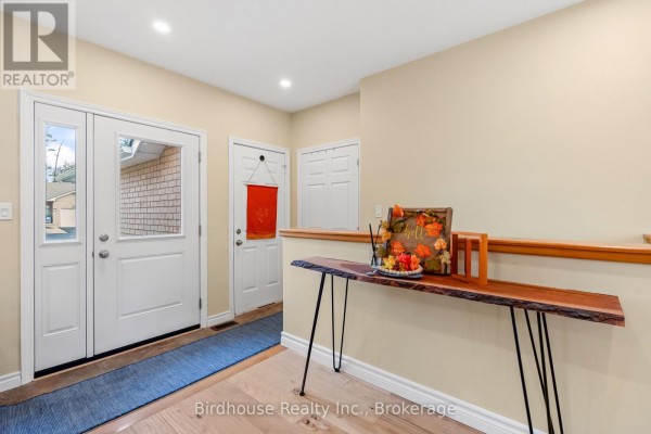 Bathroom - 25 Kirkconnell Road, Kawartha Lakes, ON K9V6E7 Photo 5