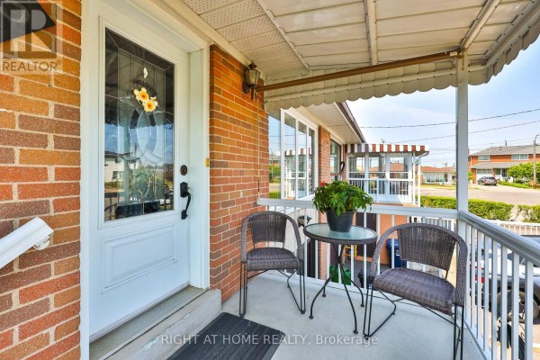 Furnace - 25 Larchwood Road, Toronto, ON M3N1B5 Photo 4