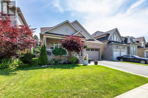 25 Leafield Drive, Toronto, ON, photo 2