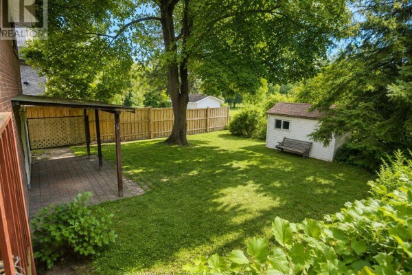 25 Lehar Crescent, Toronto, ON M2H1J4 Photo 3