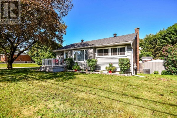 Kitchen - 25 Lucy Street, Penetanguishene, ON L9M1K7 Photo 5