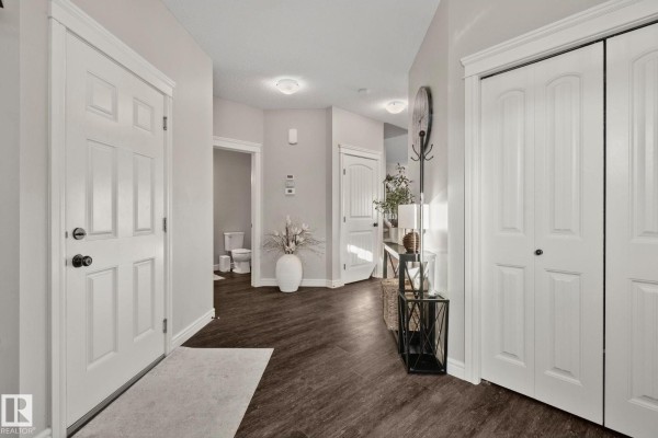 Kitchen - 25 Mclean Co, Leduc, AB T9E1A3 Photo 3
