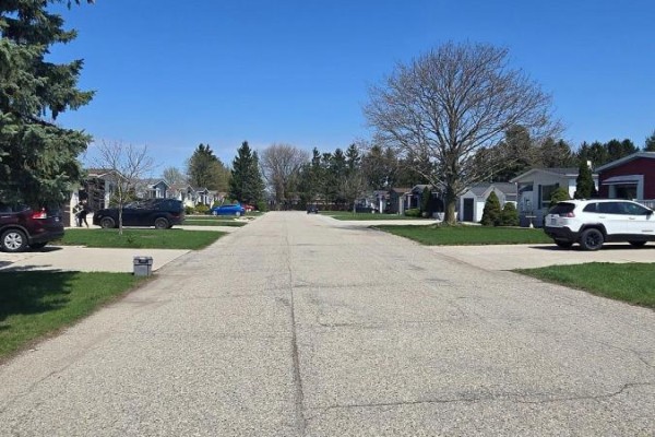 25 Miller Street, Strathroy Caradoc, ON, photo 3