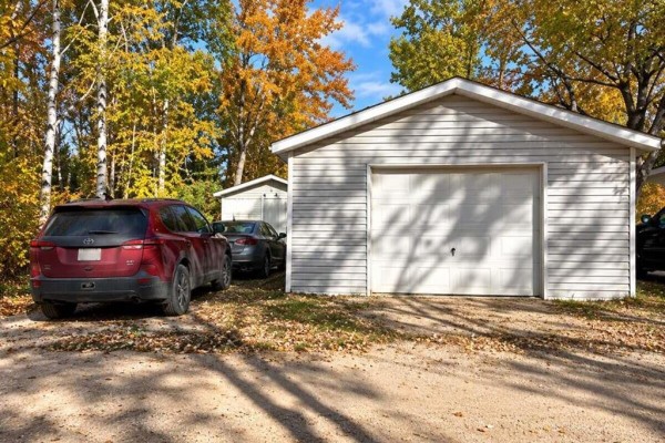 Kitchen - 25 Paradise Drive, Ste Anne, MB R5H1H3 Photo 2