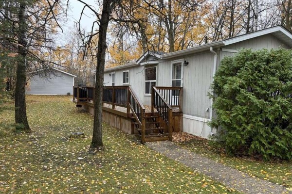 Primary Bedroom - 25 Paradise Drive, Ste Anne, MB R5H1H3 Photo 3