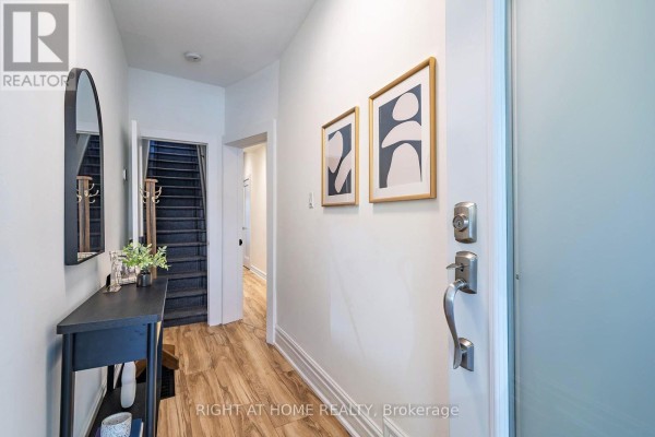 Dining room - 25 Pretoria Avenue, Toronto, ON M4K1T2 Photo 4