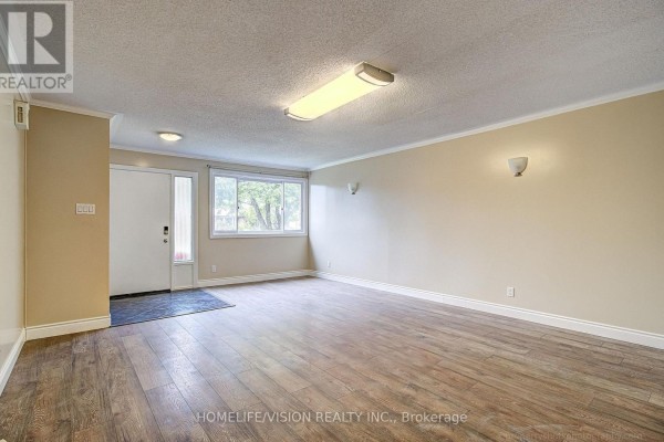 25 Radcliffe Drive, Kitchener, ON N2E2G3 Photo 3