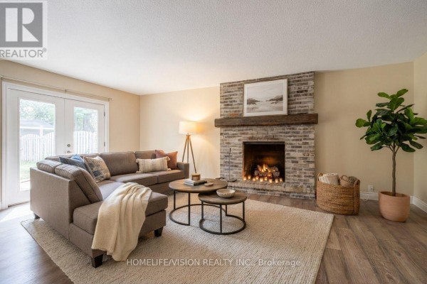 25 Radcliffe Drive, Kitchener, ON N2E2G3 Photo 5