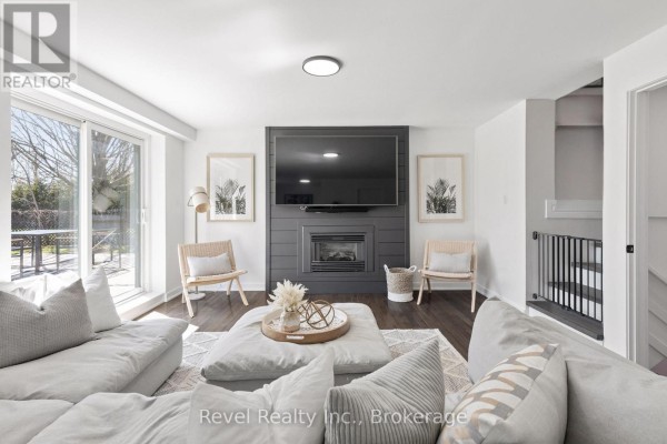 Sitting room - 25 Riverview Road, Kawartha Lakes, ON K9V1B2 Photo 5