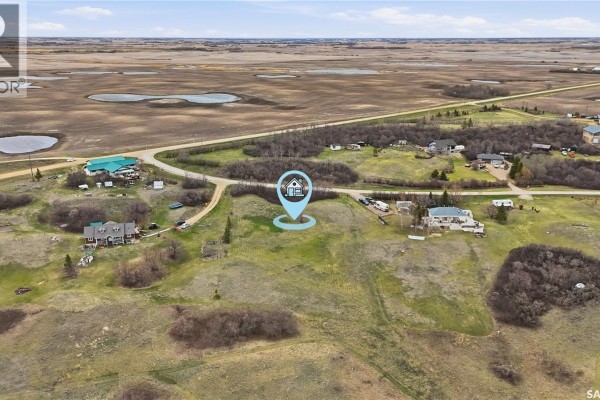 25 Shore Acres Drive, Last Mountain Lake, SK, photo 2