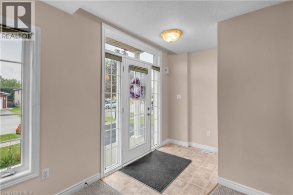 Recreation room - 25 Sudds Lane, Brantford, ON N3T6M5 Photo 4