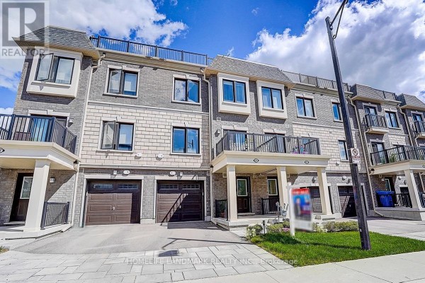25 Sunbury Lane, Whitchurch Stouffville, ON, photo 2