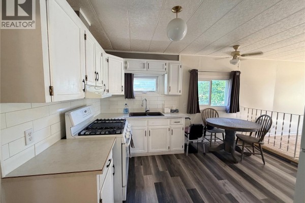 Laundry room - 25 Sunrise Estates, Assiniboia, SK S0H0B0 Photo 5