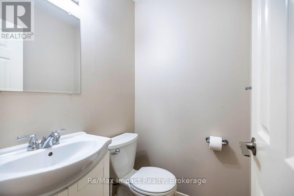 Primary Bedroom - 25 Tompkins Lane, Ajax, ON L1S3L7 Photo 4