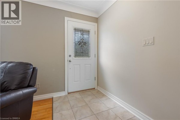 25 Wayne Drive, Brantford, ON, photo 3