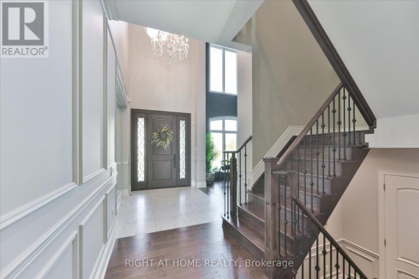 25 Wedgeport Court, King, ON L0G1N0 Photo 4