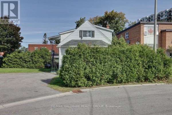 25 Wright Street, Ottawa, ON K1K2C8 Photo 2