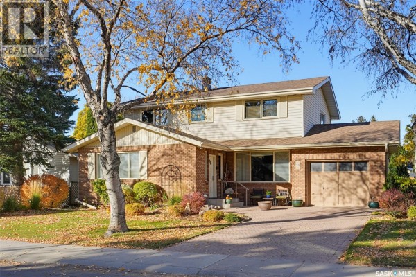 25 Yale Crescent, Saskatoon