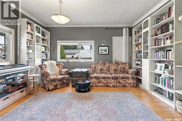 Primary Bedroom - 250 3rd Avenue E, Gravelbourg, SK S0H1X0 Photo 5