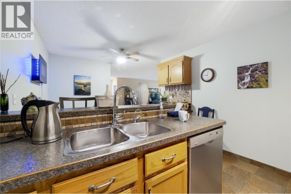 Dining room - 250 5th Street Se Unit# 208, Salmon Arm, BC V1E1J8 Photo 5