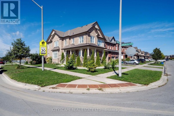 Laundry room - 250 Crombie Street, Clarington, ON L1C0T9 Photo 3