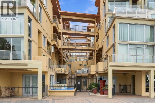 Kitchen - 250 Marina Way Unit# 205, Penticton, BC V2A1H4 Photo 4