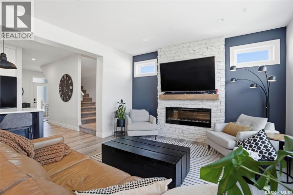 Mud room - 250 Skopik Crescent, Saskatoon, SK S7V0V7 Photo 4