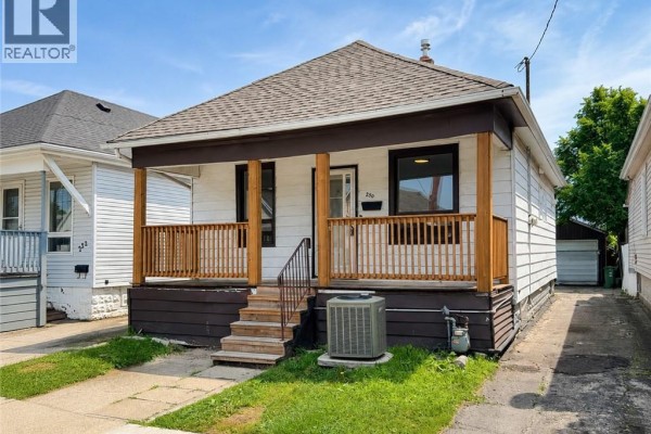 Eat in kitchen - 250 Weir Street N, Hamilton, ON L8H5G3 Photo 4