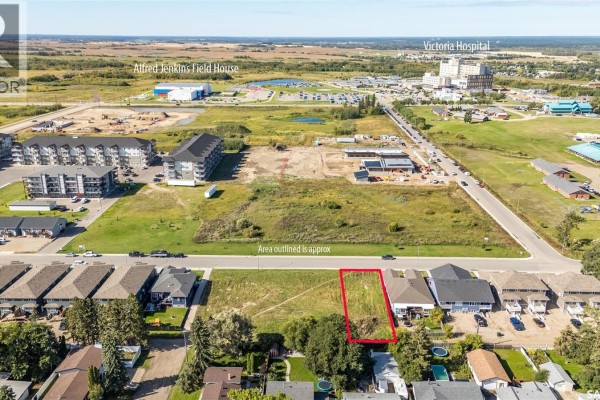 2500 Woodbridge Drive, Prince Albert, SK S6W0A7 Photo 2