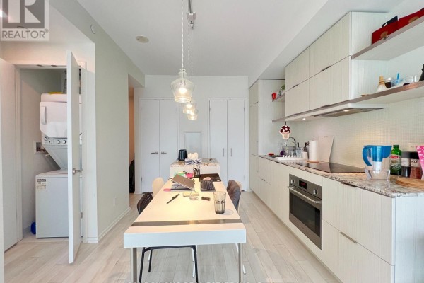 Primary Bedroom - 2501 - 197 Yonge Street, Toronto, ON M5B0C1 Photo 4