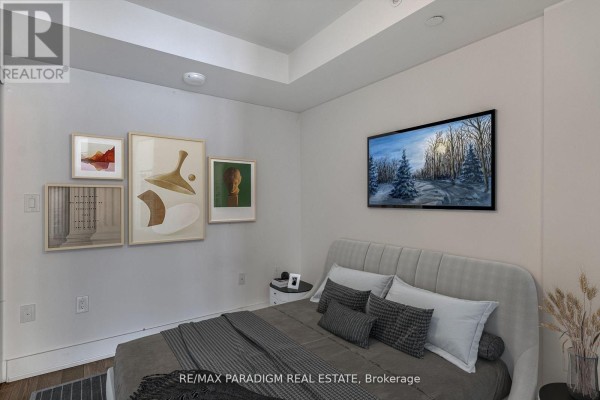 Primary Bedroom - 2501 - 955 Bay Street, Toronto, ON M5S0C6 Photo 4