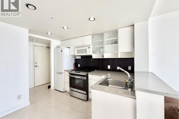 2501 939 Expo Boulevard, Vancouver, BC V6Z3G7 Photo 2