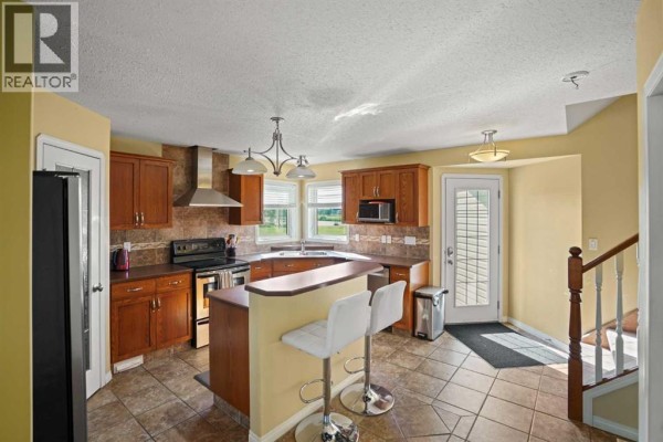 3pc Bathroom - 2502 Valleyview Drive, Camrose, AB T4V1V6 Photo 5