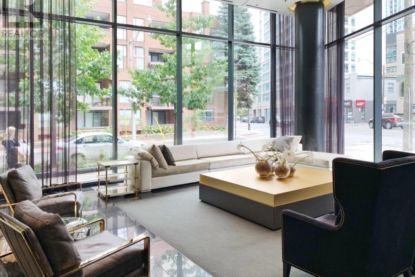 Living room - 2503 - 32 Davenport Road, Toronto, ON M5R0B5 Photo 2