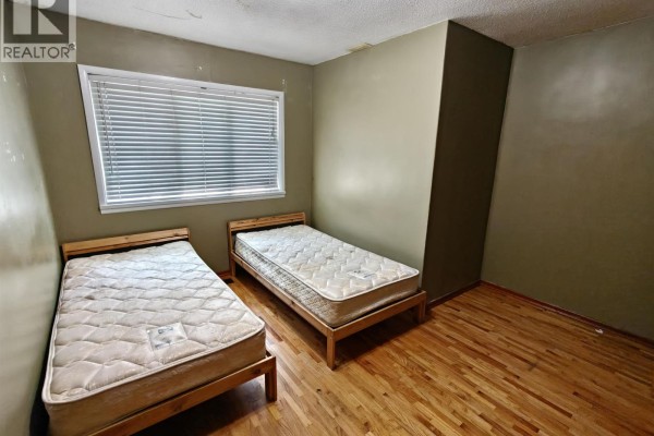 2503 E 27th Avenue, Vancouver, BC V5R1N2 Photo 3