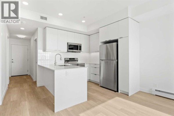 2504, 8500 19 Avenue Se, Calgary, AB, photo 3
