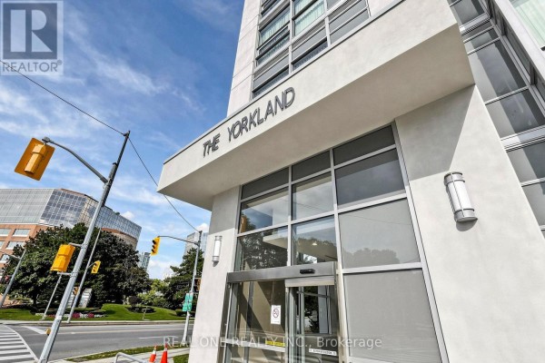 Kitchen - 2504 - 275 Yorkland Road, Toronto, ON M2J0B4 Photo 3