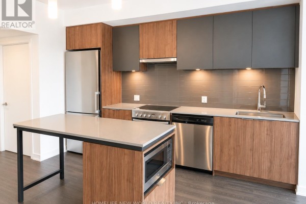 Kitchen - 2505 - 203 College Street, Toronto, ON M5T1P9 Photo 3