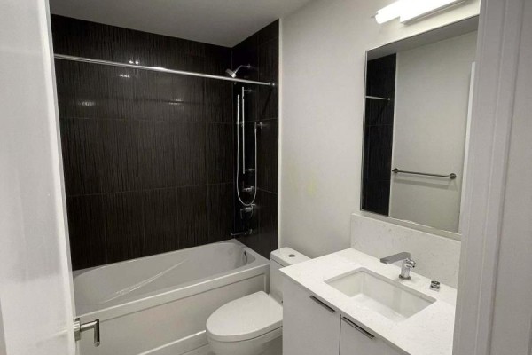 Den - 2505 - 28 Freeland Street, Toronto, ON M2E0E3 Photo 3