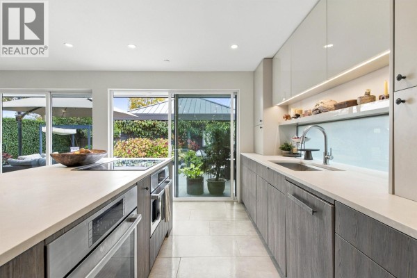 2505 Adanac Street, Vancouver, BC V5K2M6 Photo 5