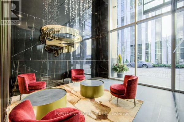 2506 - 11 Yorkville Avenue, Toronto, ON M4W0B7 Photo 3