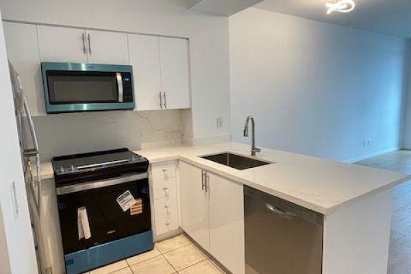 Primary Bedroom - 2506 - 219 Fort York Boulevard, Toronto, ON M5V1B1 Photo 3