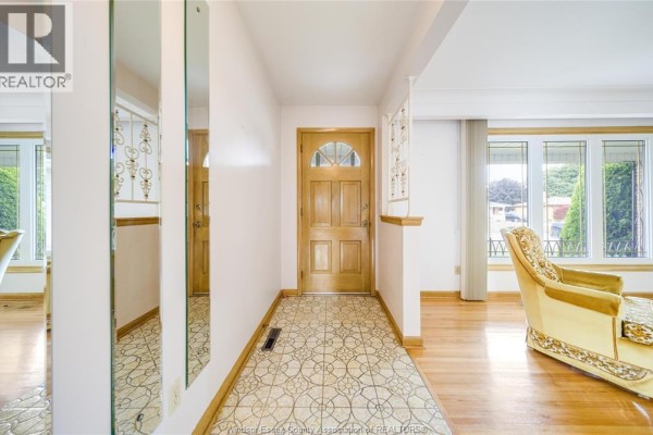 4pc Bathroom - 2506 Longfellow Avenue, Windsor, ON N9E2K9 Photo 4