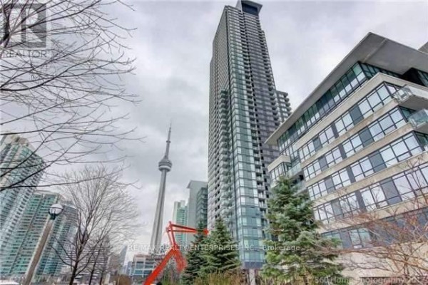 Dining room - 2507 - 25 Telegram Mews, Toronto, ON M5V3Z1 Photo 2