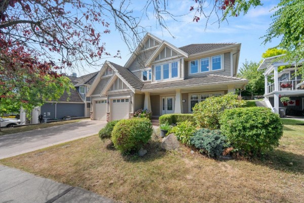 2507 Eagle Mountain Drive, Abbotsford, BC V3G3A1 Photo 2