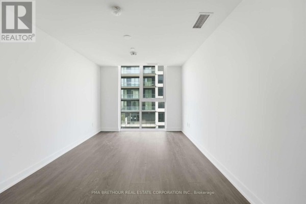 2508 - 370 Martha Street, Burlington, ON L7R0G9 Photo 4