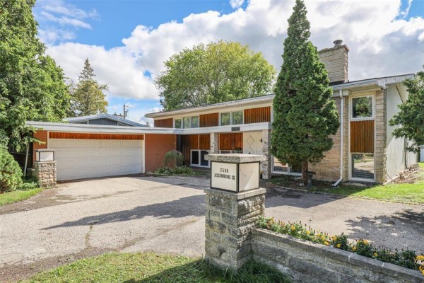2508 Assiniboine Crescent, Winnipeg