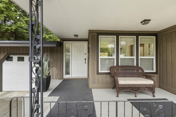 2509 Alderview Street, Abbotsford, BC V3S8J9 Photo 4