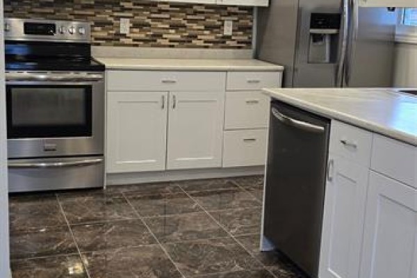 Kitchen - 2509 Rossini Boulevard Unit# A, Windsor, ON N8W4R2 Photo 5