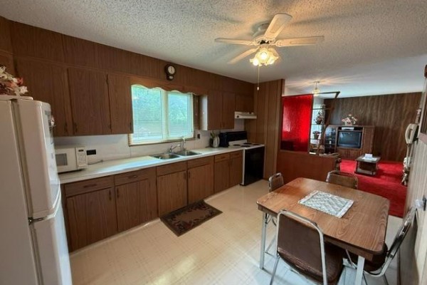 Bedroom - 251 3rd Avenue Nw, Roblin, MB R0L1P0 Photo 5
